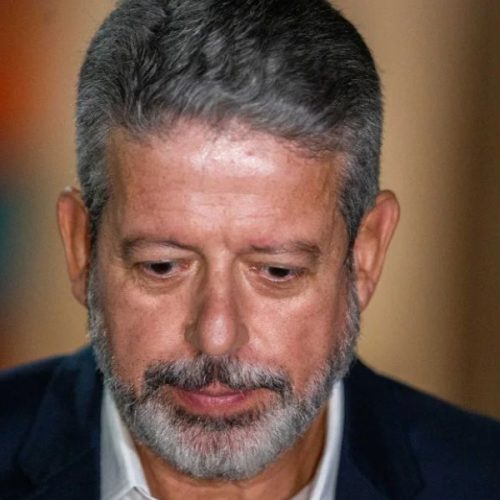 Com Senado difícil, vaga no TCU vira “saída” para Lira